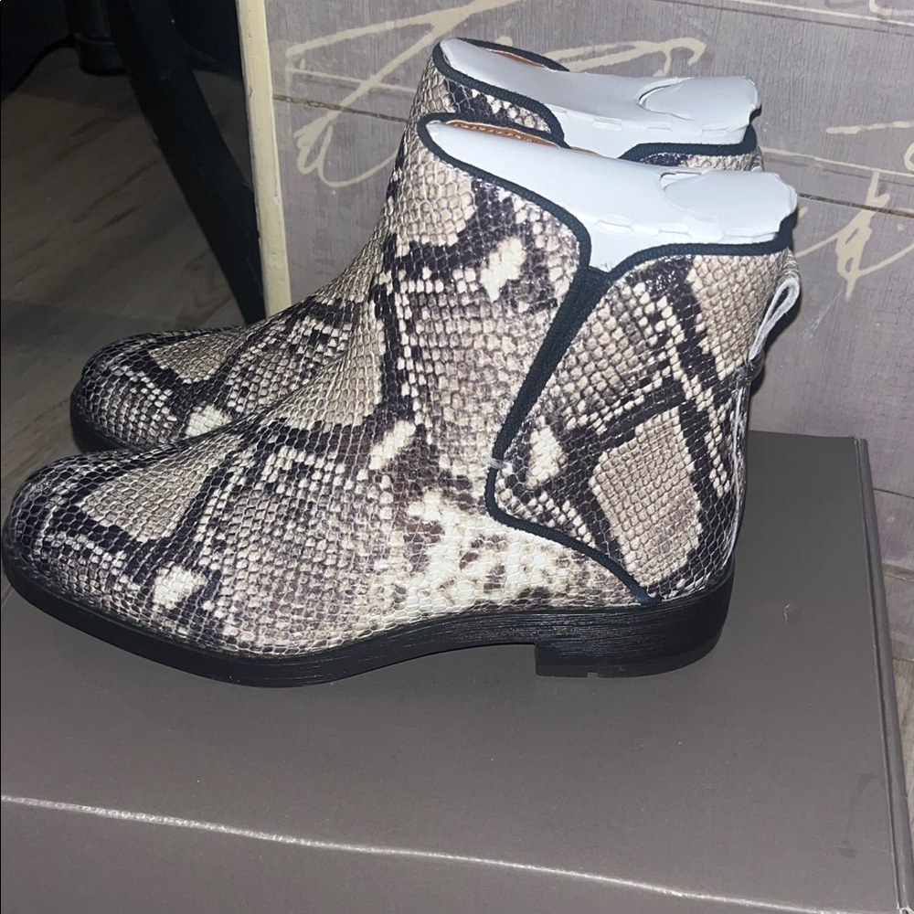 Franco Sarto Snake Print Ankle Booties - Picture 4 of 6
